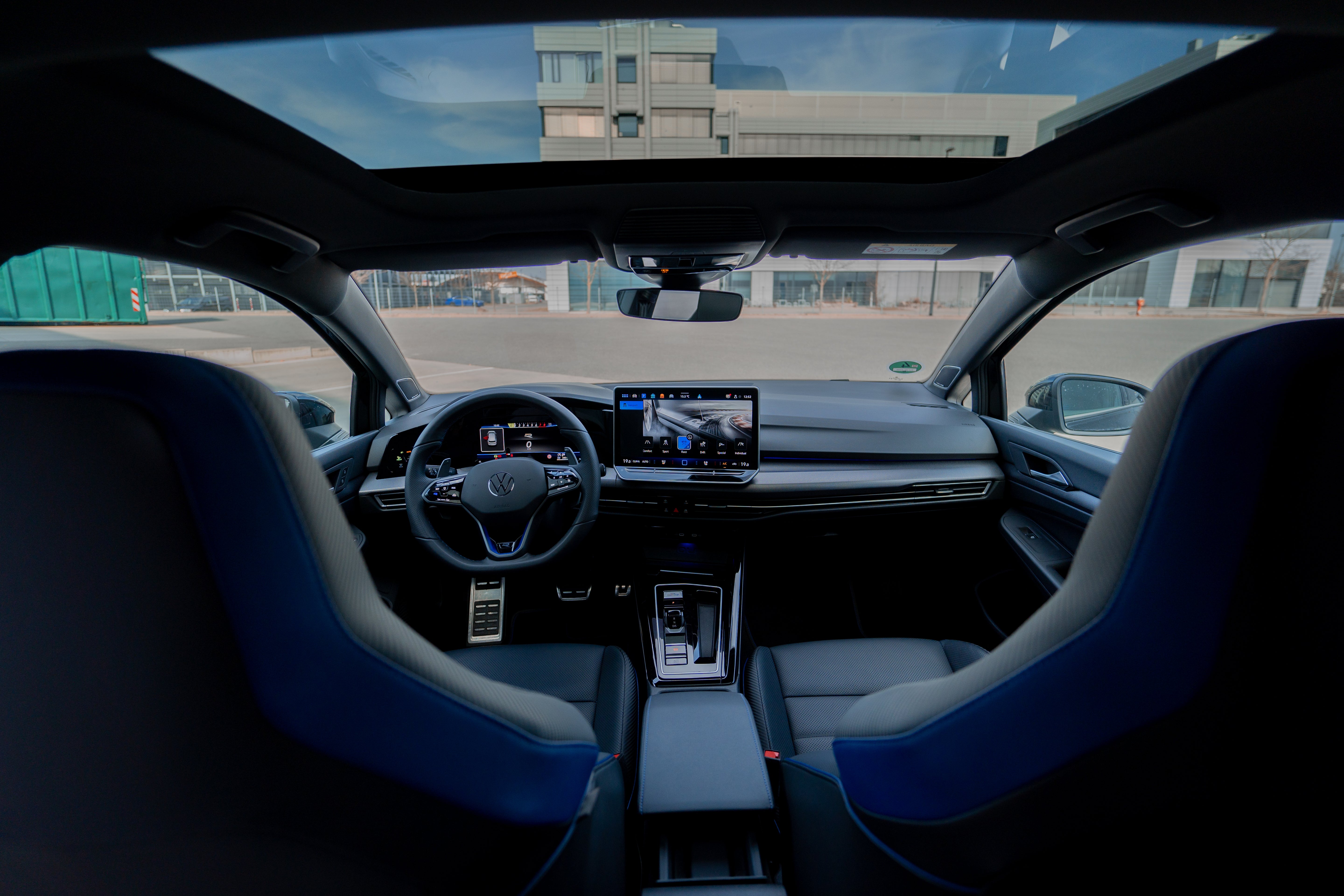 Golf 8 R Black Edition